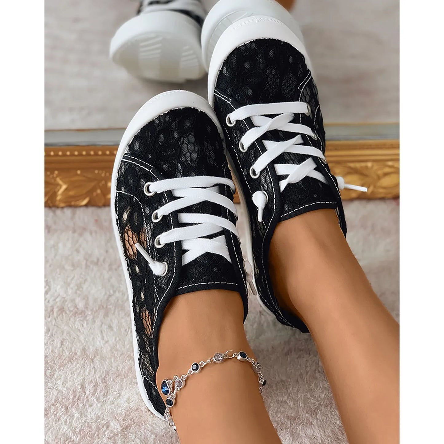 Lace Loafers Sneakers For Women Lace Up Canvas Shoes High Quality Vulcanize Soft Ladies Autumn Flat Shoes Zapatos Para Mujeres