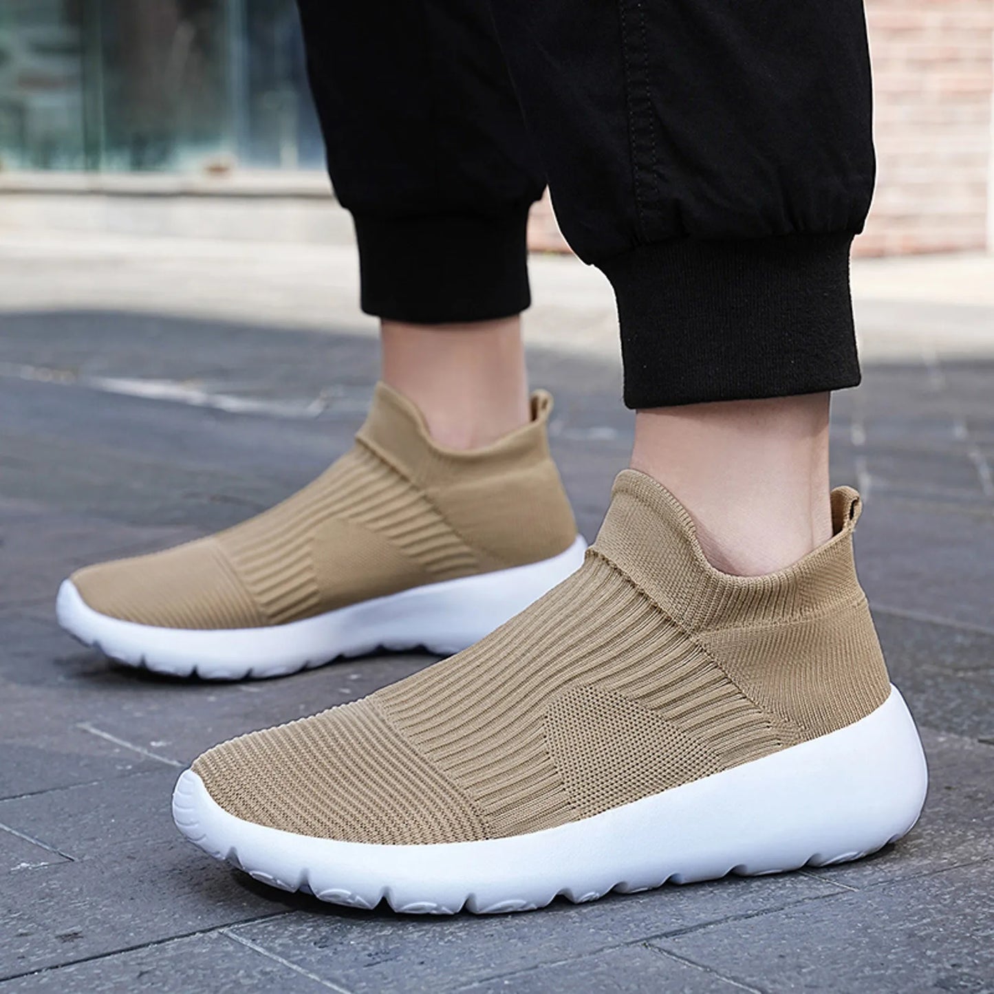 Men Knitting Sock Sneakers Summer Sports Shoes Mesh Breathable Comfortable Simple Solid Color Slip On Fashion Shoes Sapatos