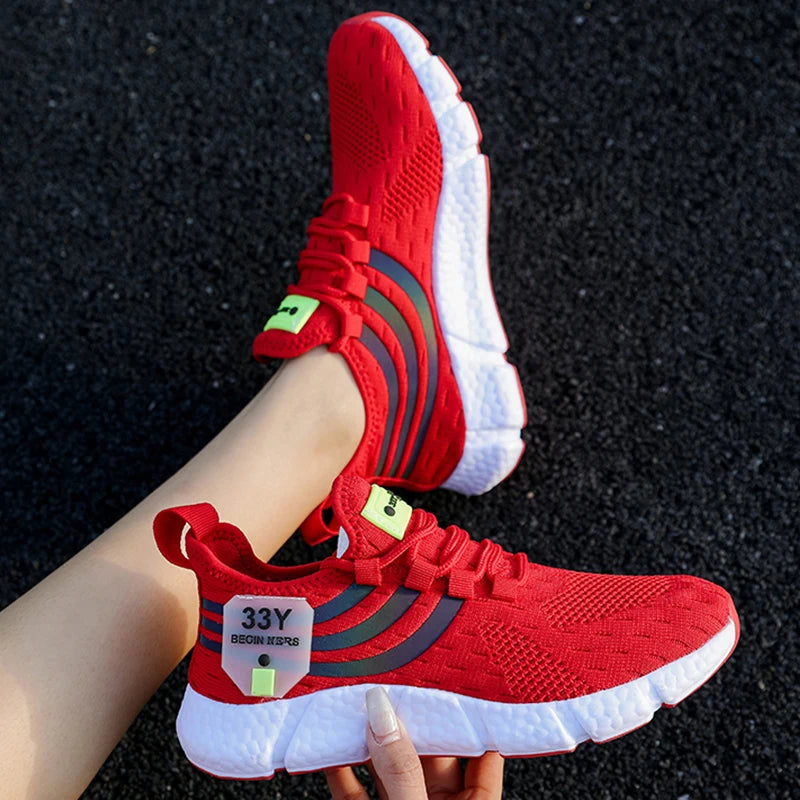 Spring New Wear Resistant Running Shoes Fashionable Trendy Elevated Flat Shoes Comfortable Soft Sports Shoes with Hollow Design