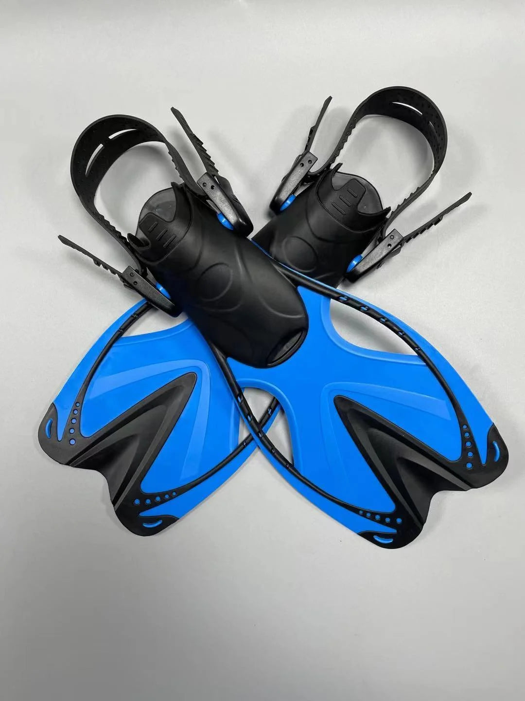 48963985670460|48963985703228