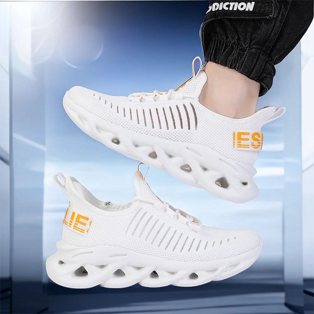 New Unisex Mesh Breathable Running Shoes Women Casual Sneakers Kids Lightweight Sports Shoes High Quality Dropshipping Footwear