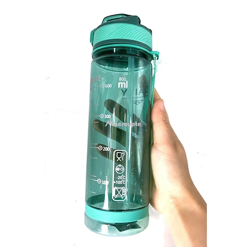 800ml Sports Water Bottle with straw For Camping Hiking Outdoor Plastic Transparent BPA Free Bottle For men Drinkware