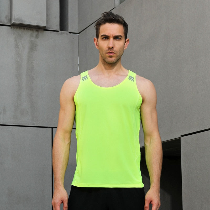 Men Running Vest Summer Mesh Tank Outdoor Gym Sleeveless XS-3XL 2021 Loose Sport Top Reflective New Workout Training Man Singlet