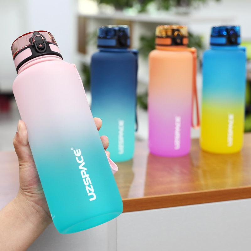 UZSPACE 1500ml Sports Water Bottle With Time Marker Large Capacity Portable Leak-Proof Outdoor Travel Drink Plastic Cup BPA Free