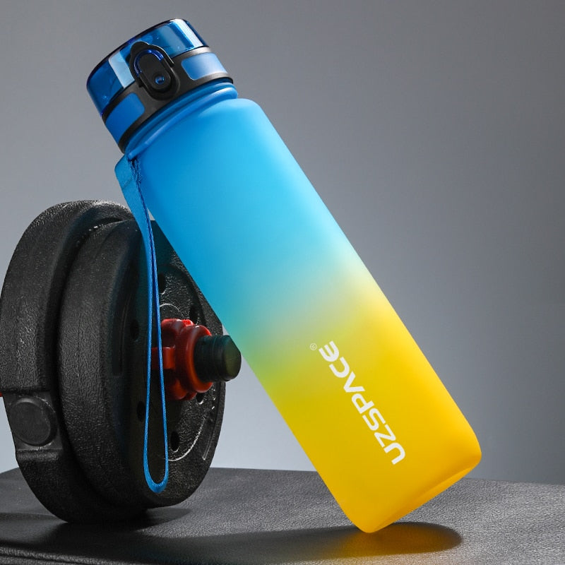 Hot Sale Sports Water Bottle 500/1000ML Protein Shaker Outdoor Travel Portable Leakproof Drinkware Plastic Drink Bottle BPA Free