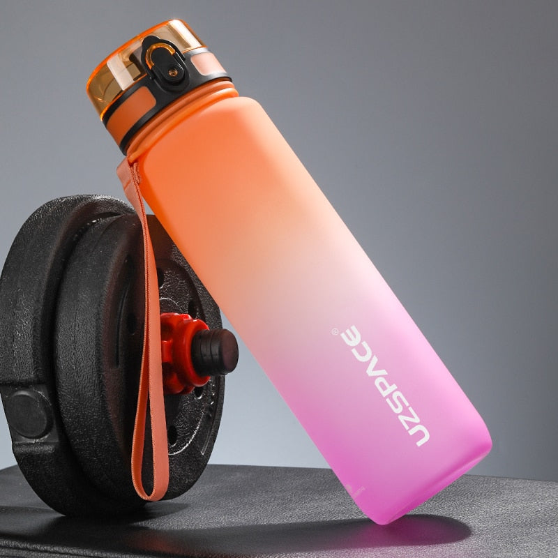 Hot Sale Sports Water Bottle 500/1000ML Protein Shaker Outdoor Travel Portable Leakproof Drinkware Plastic Drink Bottle BPA Free